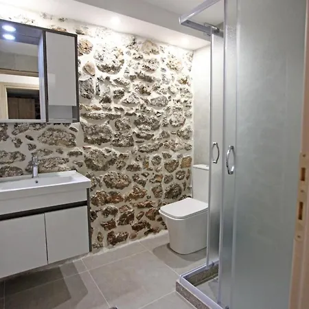 דירה Elysian Stone I