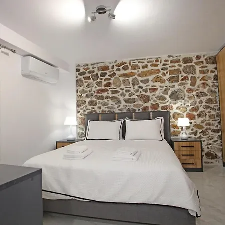 Elysian Stone I ליטוחורון